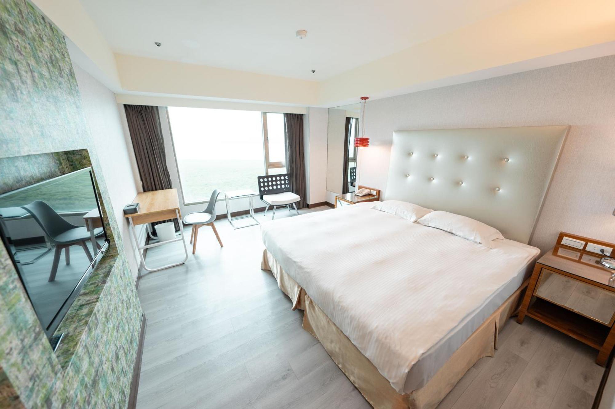 觀海樓海景大飯店 Hotel Cloud Riverside Tamsui Exterior photo